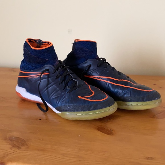 Nike HypervenomX boys indoor soccer shoes - Picture 2 of 4
